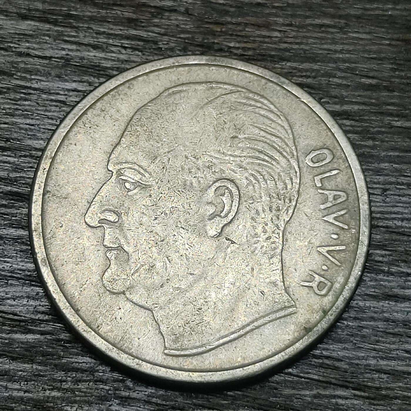 【铜匠收藏】★第130场★散币场，无佣金，30包邮。不满30元，支付5元运费。《接受代拍 代送NGC评级》 挪威 1963年 1克朗 镍币 马