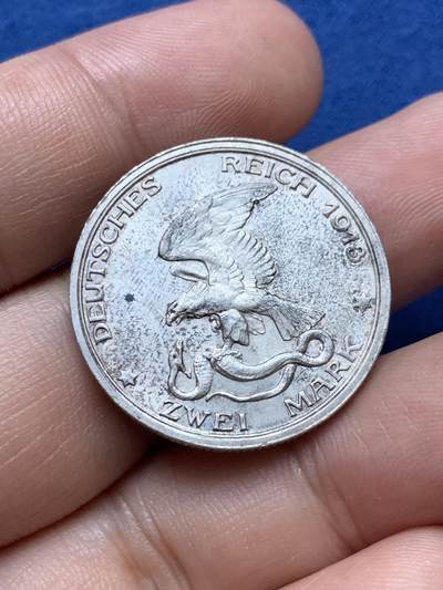 《竞宝斋》第410场 周日，周一，2场连拍 （全场包邮） 德国 1913年 普鲁士战胜拿破仑纪念2马克 光感不错