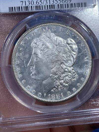 《竞宝斋》第410场 周日，周一，2场连拍 （全场包邮） PCGS MS65 美国 1881-S 摩根银元 正面有类镜面效果 光度很好 PL状态