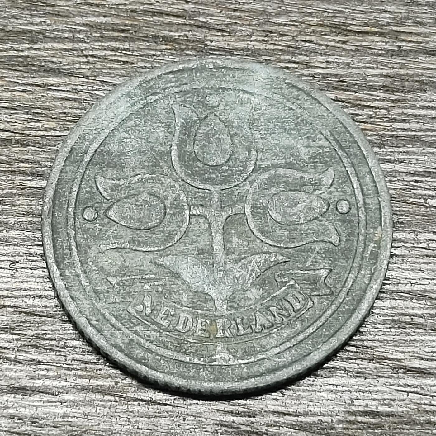 【铜匠收藏】★第130场★散币场，无佣金，30包邮。不满30元，支付5元运费。《接受代拍 代送NGC评级》 德占荷兰 1942年 10分 锌币