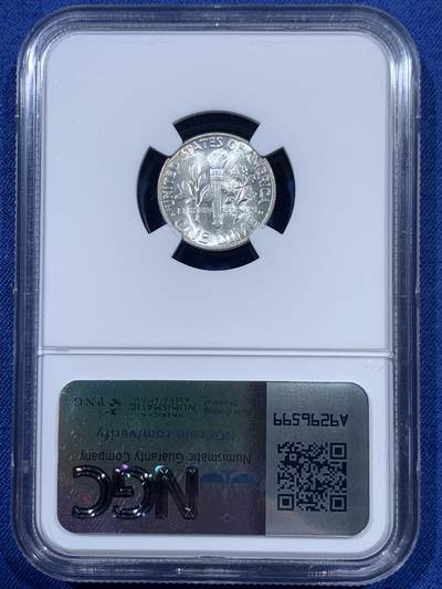 《竞宝斋》第410场 周日，周一，2场连拍 （全场包邮） NGC MS65 美国1946年10美分银币，罗斯福10美分首年份