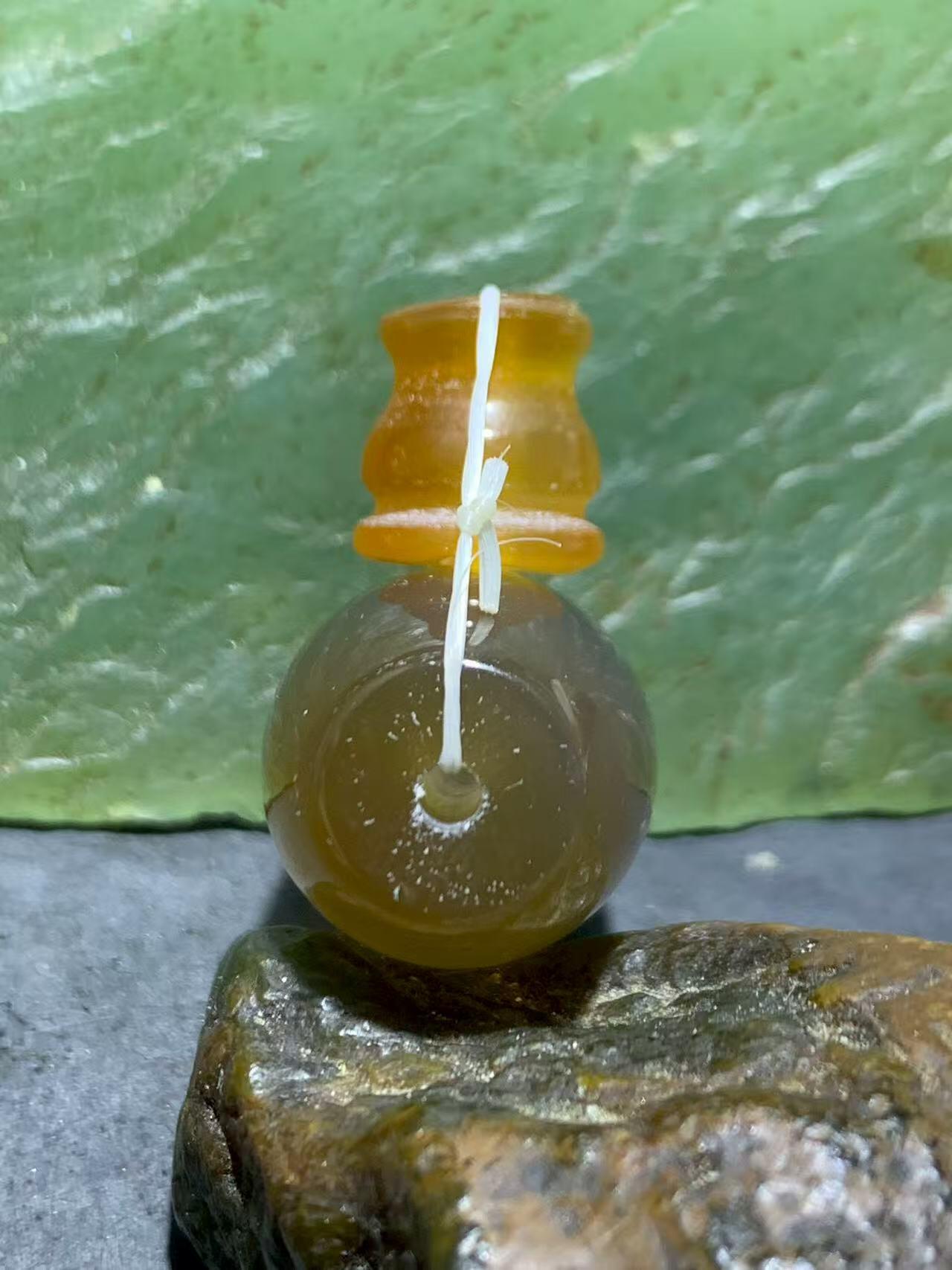 精美高玉化巴西玛瑙佛头三通一个