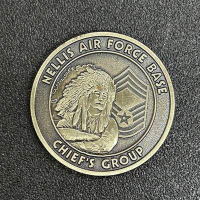 西秦中古拍卖第五十五期 - 美国内利斯空军基地酋长小组纪念章 挑战币