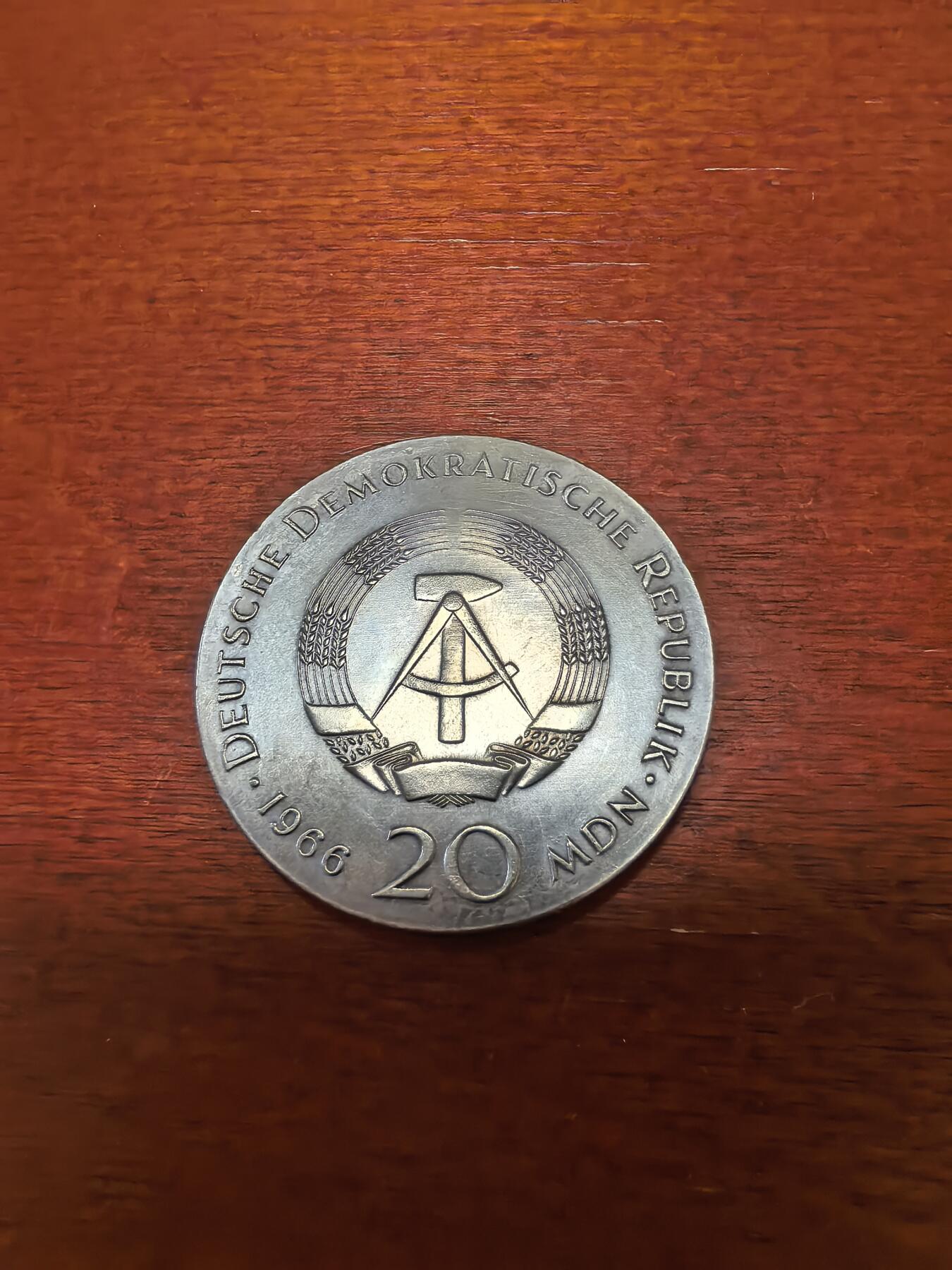 长老汇蛇年精选第三十八场拍卖 1966东德莱布尼茨逝世250周年20马克银币