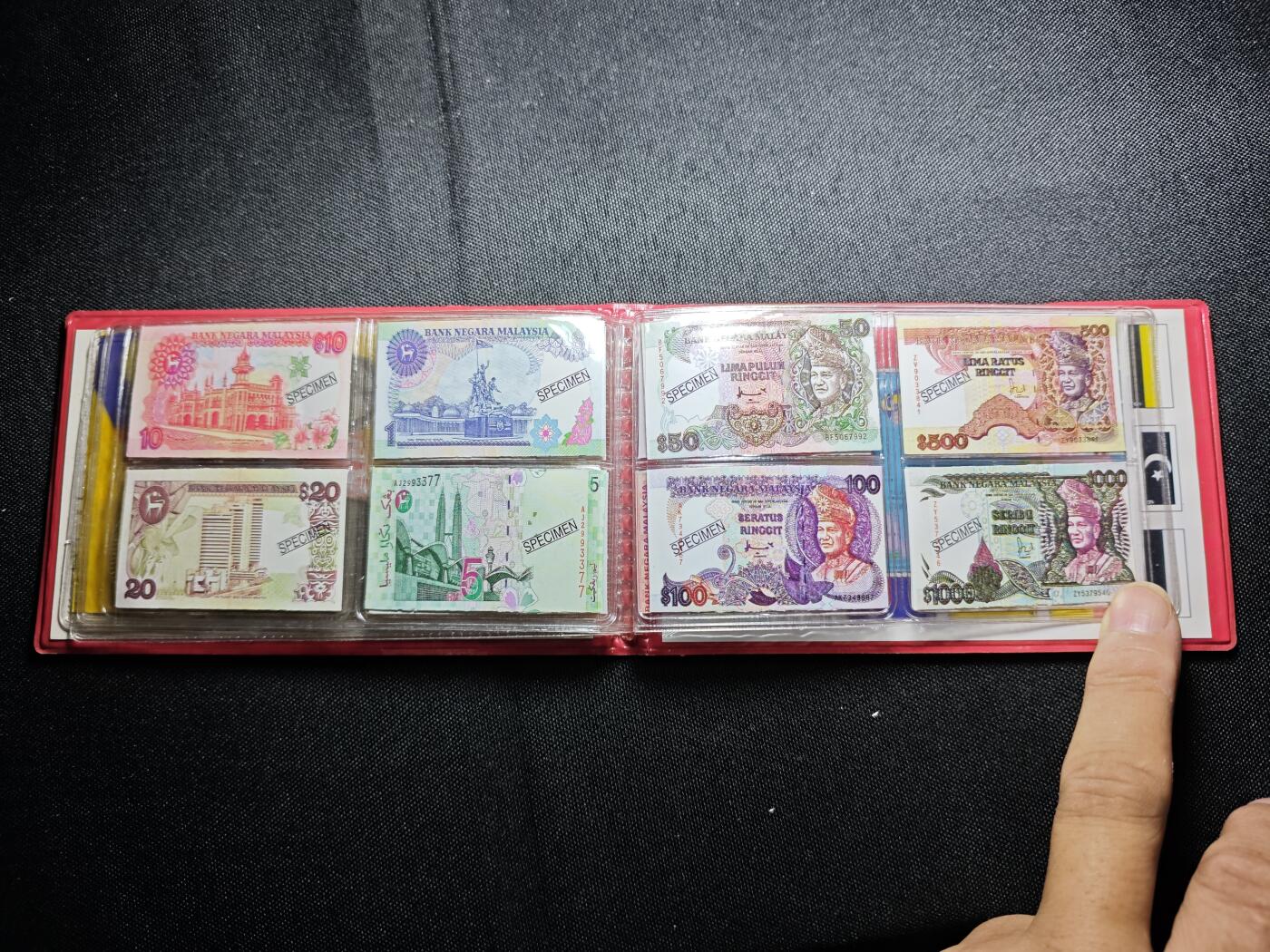 KK钱币收藏小铺 套币 银币专场 2月预留时间 周末发货  马来西亚大小面值一套