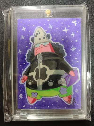 天玑星卡拍第115期《8.21周四截拍》持续收拍收评中 满赠卡需备注 - 【手绘卡】派大星 卡背画师亲签