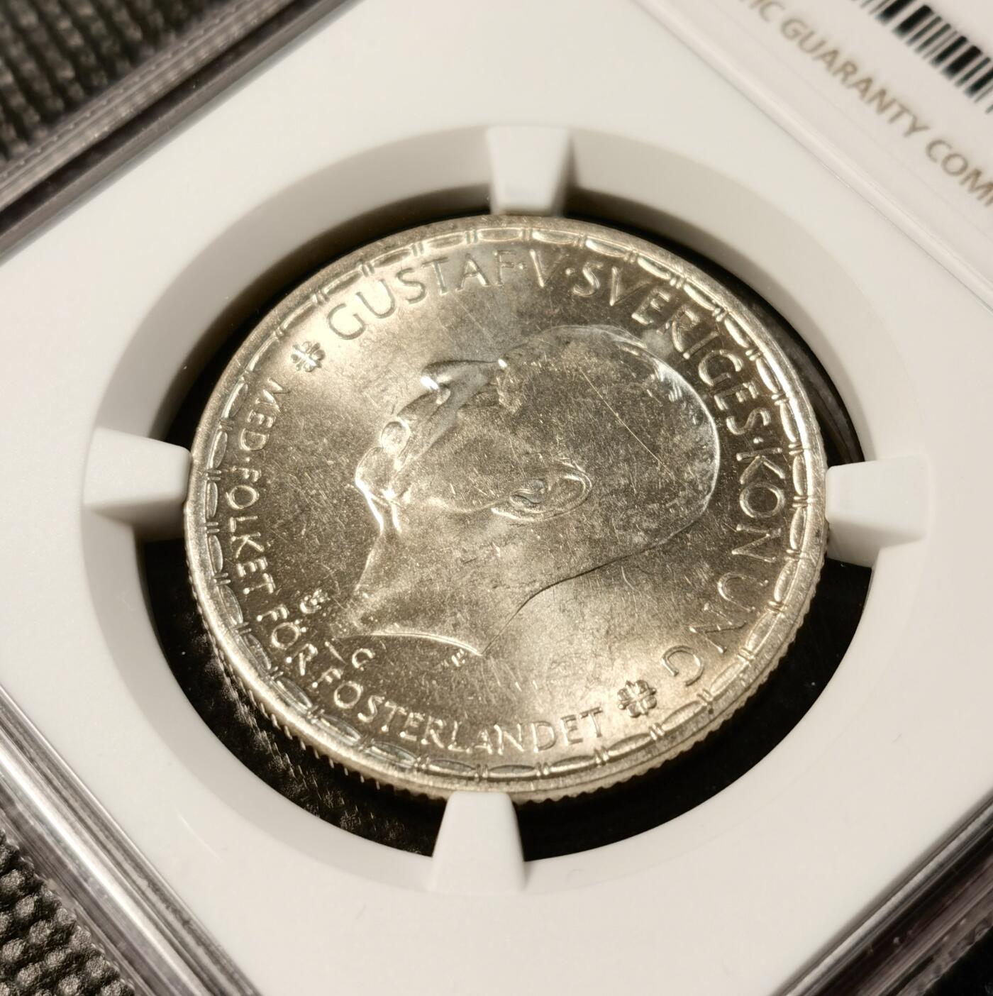 甄臻铺-世界币章拍卖（第30期），送拍享返佣金等优惠多多 NGC- MS63 瑞典1944年古斯塔夫五世2克朗银币