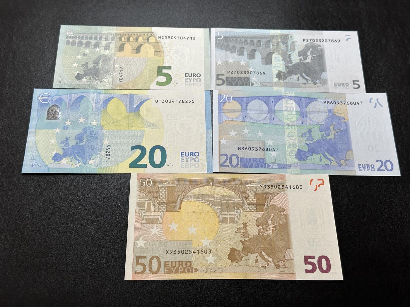 《外钞收藏家》第五百五十九期（靓号、稀少评级等品种丰富）（本平台长期征集拍品、欢迎藏友们联系合作） 二、三、四签5、20、50欧元 五张一起 全新UNC