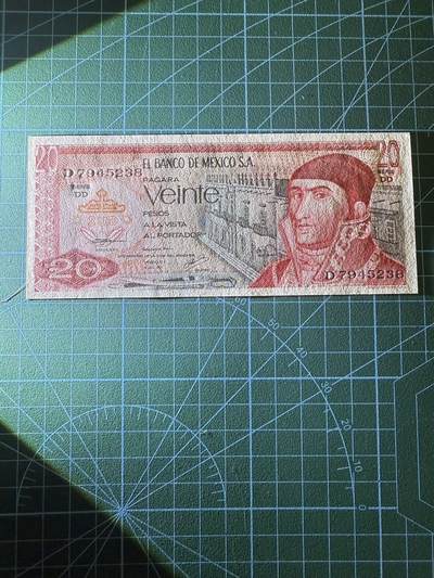 【炜奕收藏】，第四十二期 1977年墨西哥20比索，UNC品相