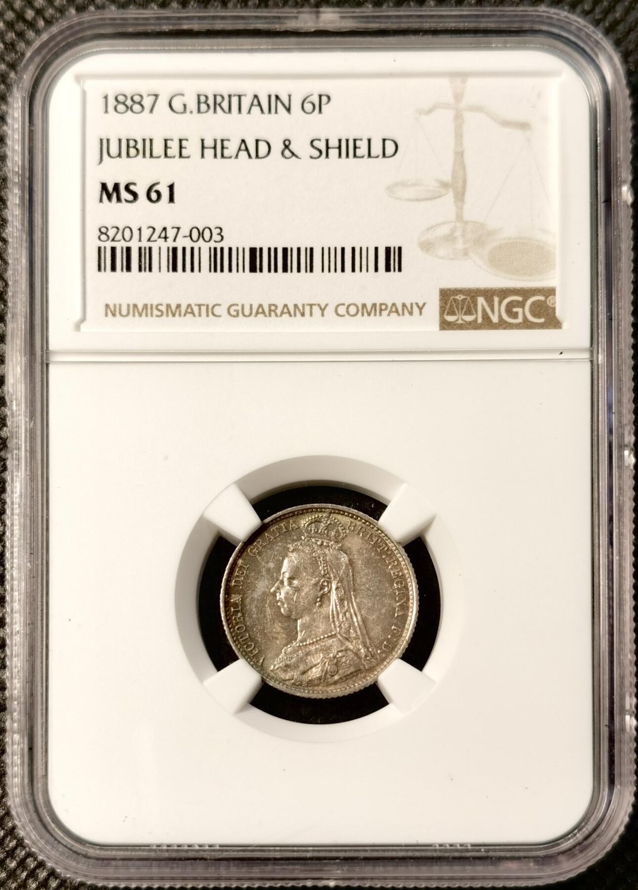 甄臻铺-世界币章拍卖（第30期），送拍享返佣金等优惠多多 NGC-MS61 1887年英国高冠维多利亚6便士，盾徽版，月牙五彩，自然包浆极美