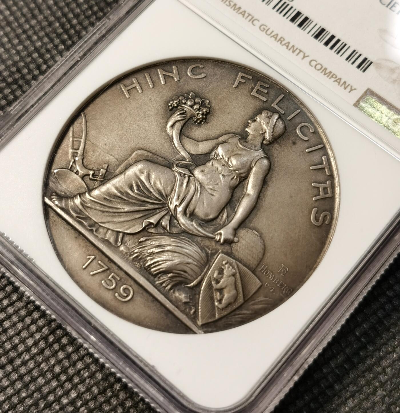 甄臻铺-世界币章拍卖（第30期），送拍享返佣金等优惠多多 NGC-MS64 1759年瑞士伯尔尼农业协会银章，直径45毫米，正面刻有