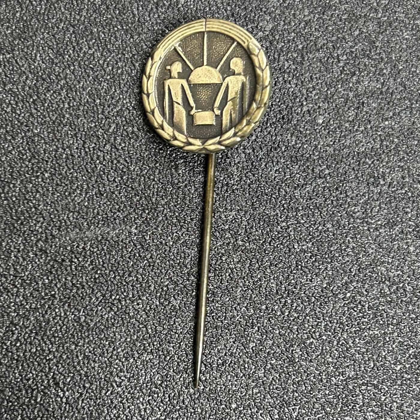 西秦中古拍卖第五十五期 芬兰二战1941年援助纪念章