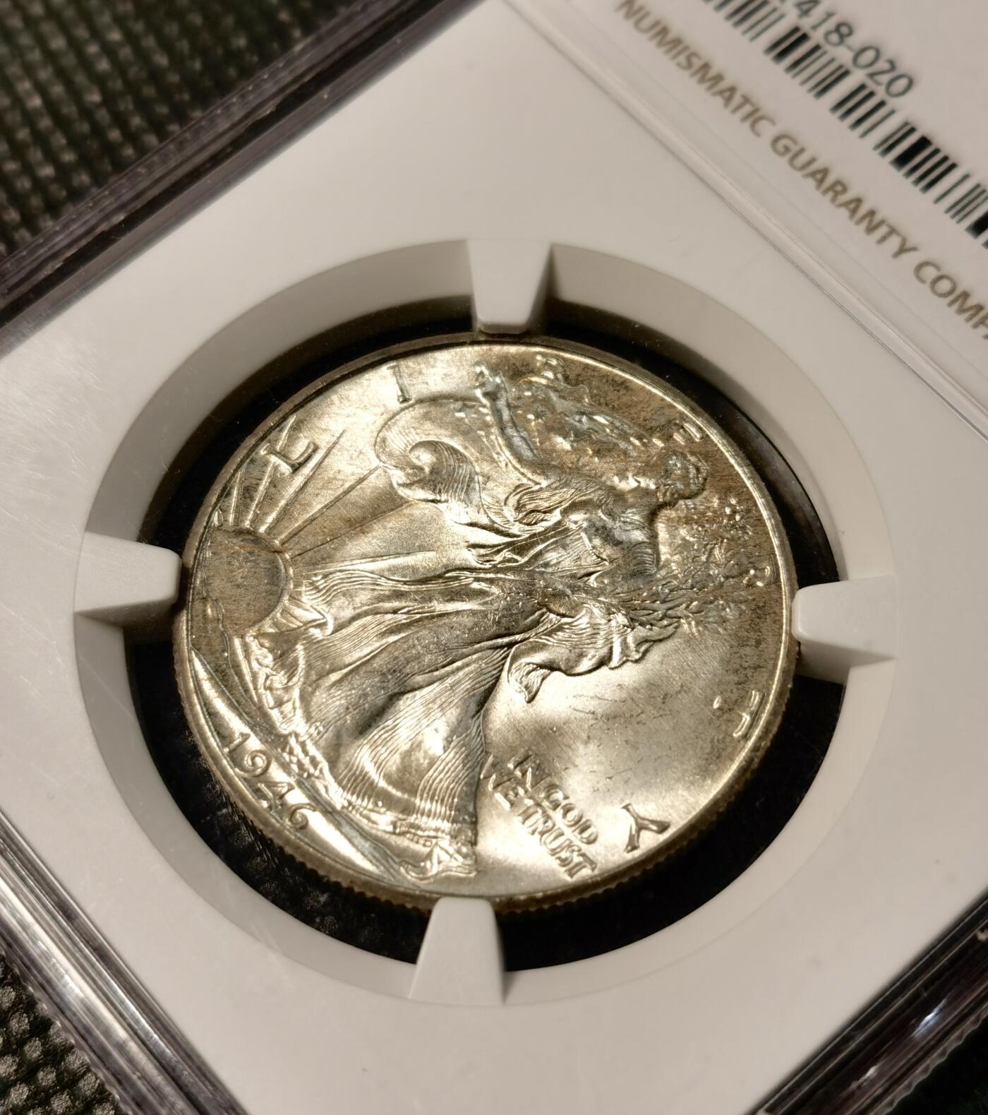 甄臻铺-世界币章拍卖（第30期），送拍享返佣金等优惠多多 NGC-MS65 1946年D版美国行走女神半美元，高分卷拆