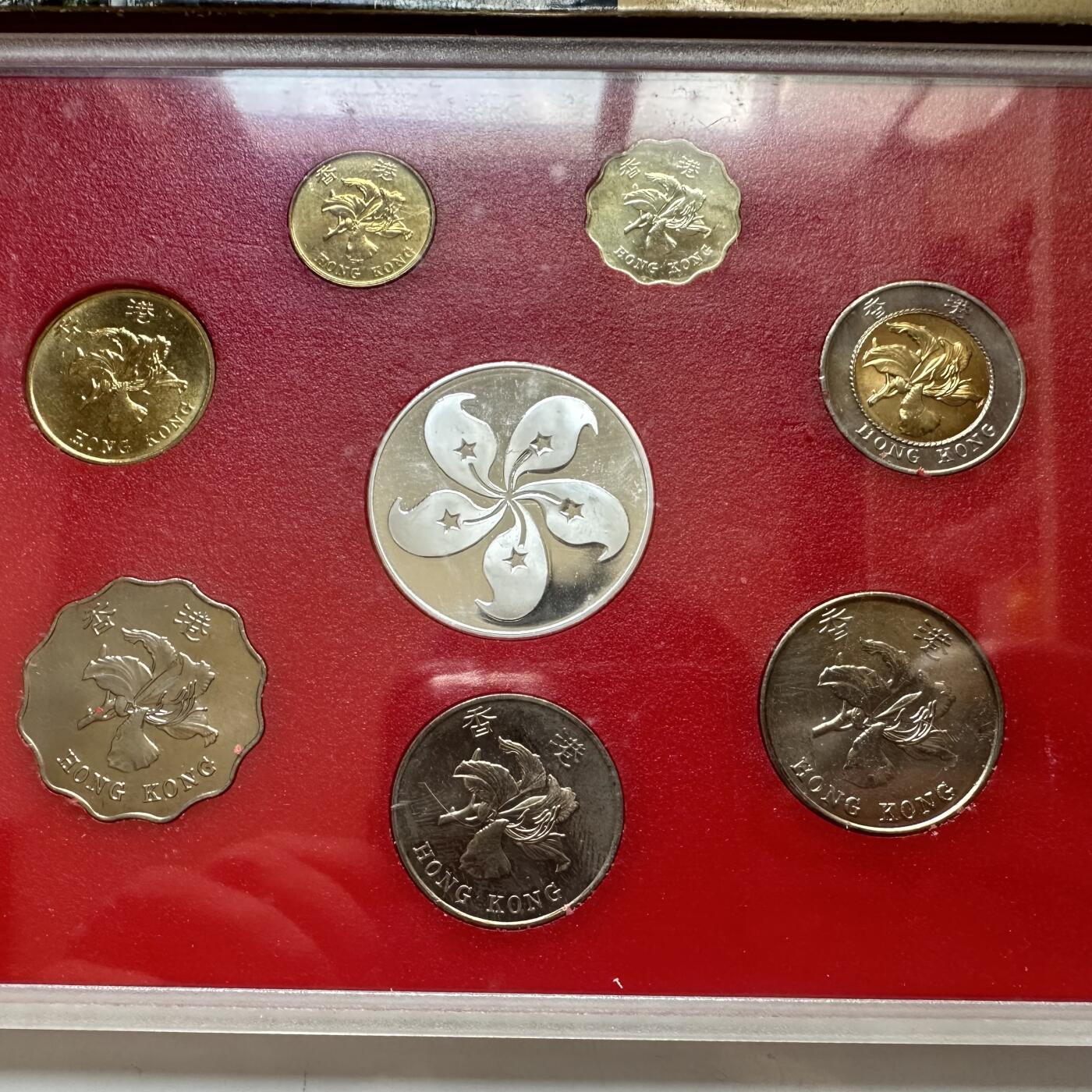 🌹外币初藏🌹🐯2025年第91场  每周二四六晚8️⃣点 接代拍 香港紫荆花套币带纪念章b