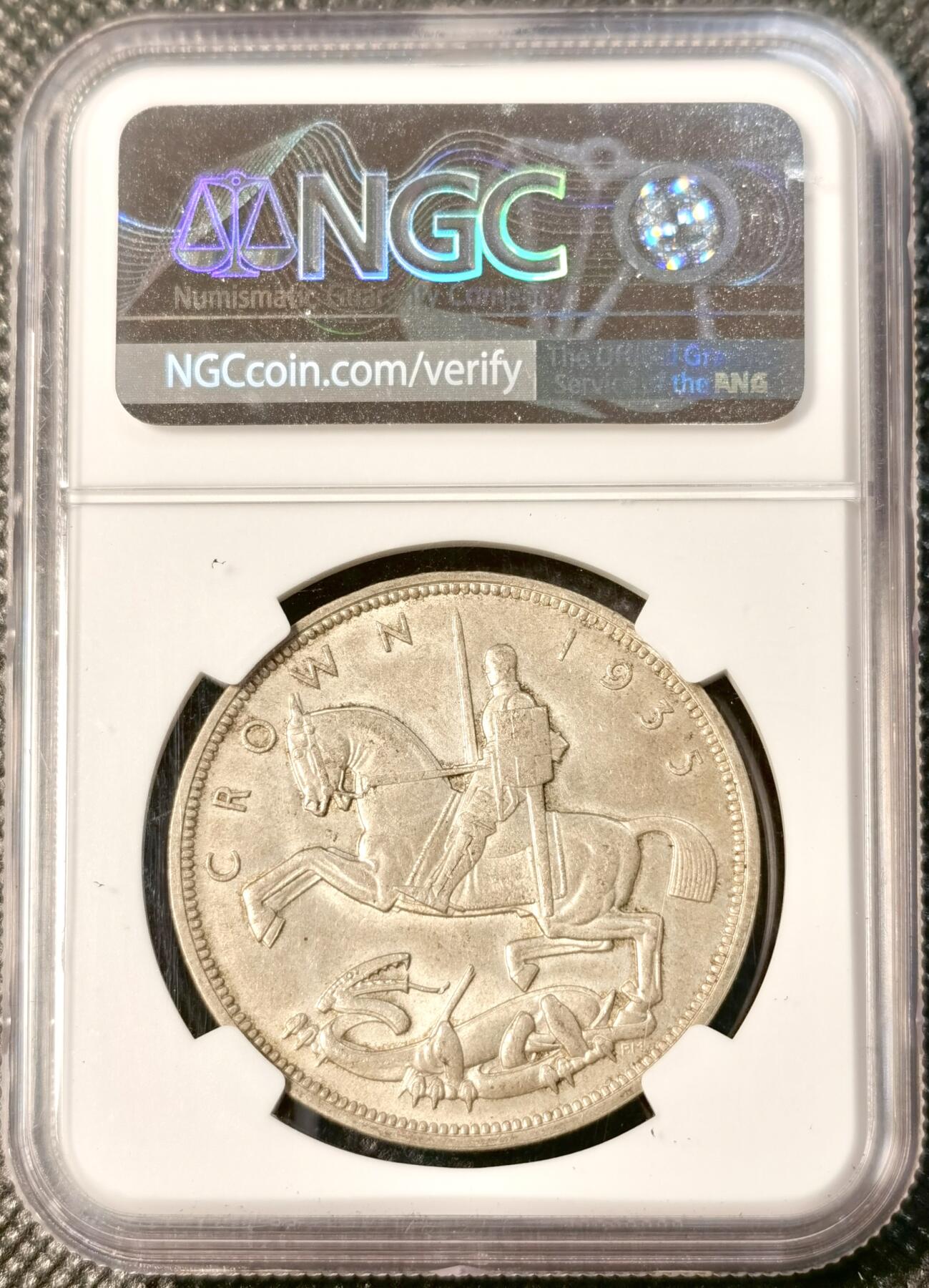 甄臻铺-世界币章拍卖（第30期），送拍享返佣金等优惠多多 NGC-MS63 1935年英国乔治五世木马剑，自然包浆