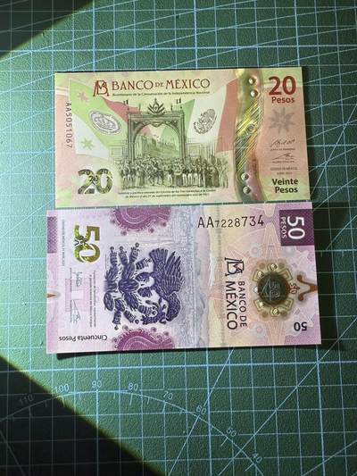 【炜奕收藏】，第四十二期 墨西哥20-50比索两张塑料钞，UNC品相，均为AA冠，50比索为IBNS获奖钞