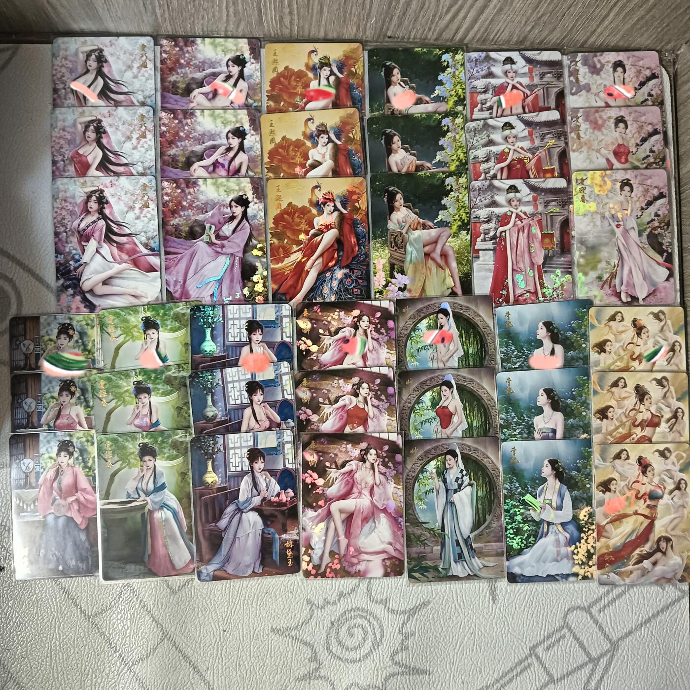花开卡拍第35期（8月24号周日截拍，品控勿拍!!!拍品不寄存，运费5元，自制卡难免瑕疵，可能存在轻微撞角爆边等出厂瑕疵，品控介意勿拍！） 燎原如梦令红楼一梦 灰与 金彩一套39张