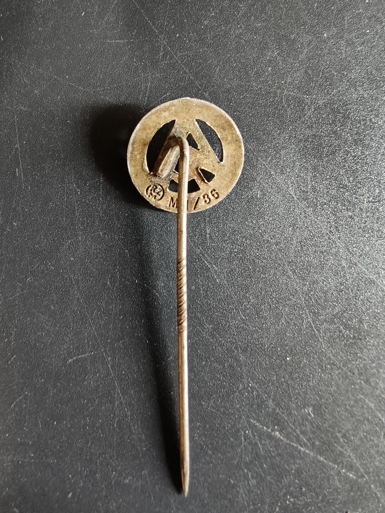 老王徽章第143期