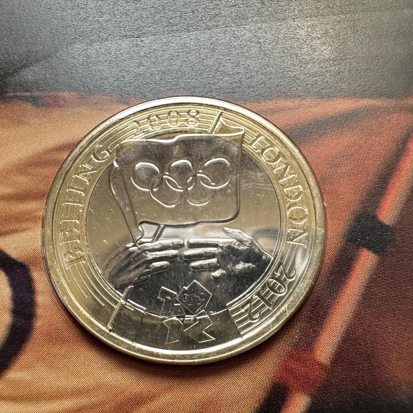 🌹外币初藏🌹🐯2025年第91场  每周二四六晚8️⃣点 接代拍 英国08奥运交接两英镑纪念币原装卡