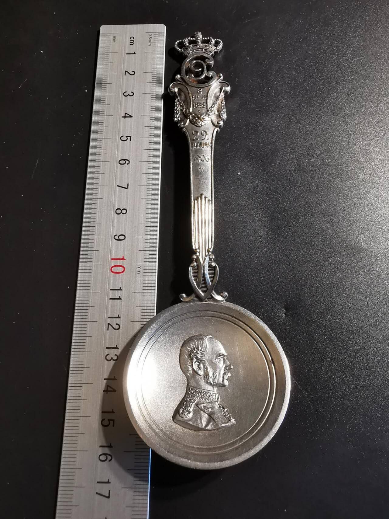 老王徽章第143期