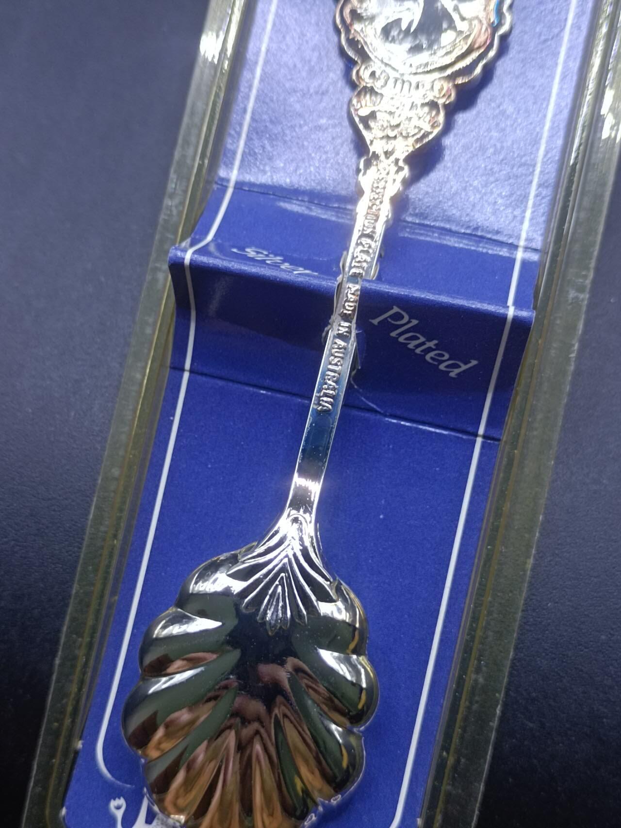 【淘币小摊】实时拍第七百一十八拍  纪念章牌场  满百包邮可预留二周 每周一统一发货  