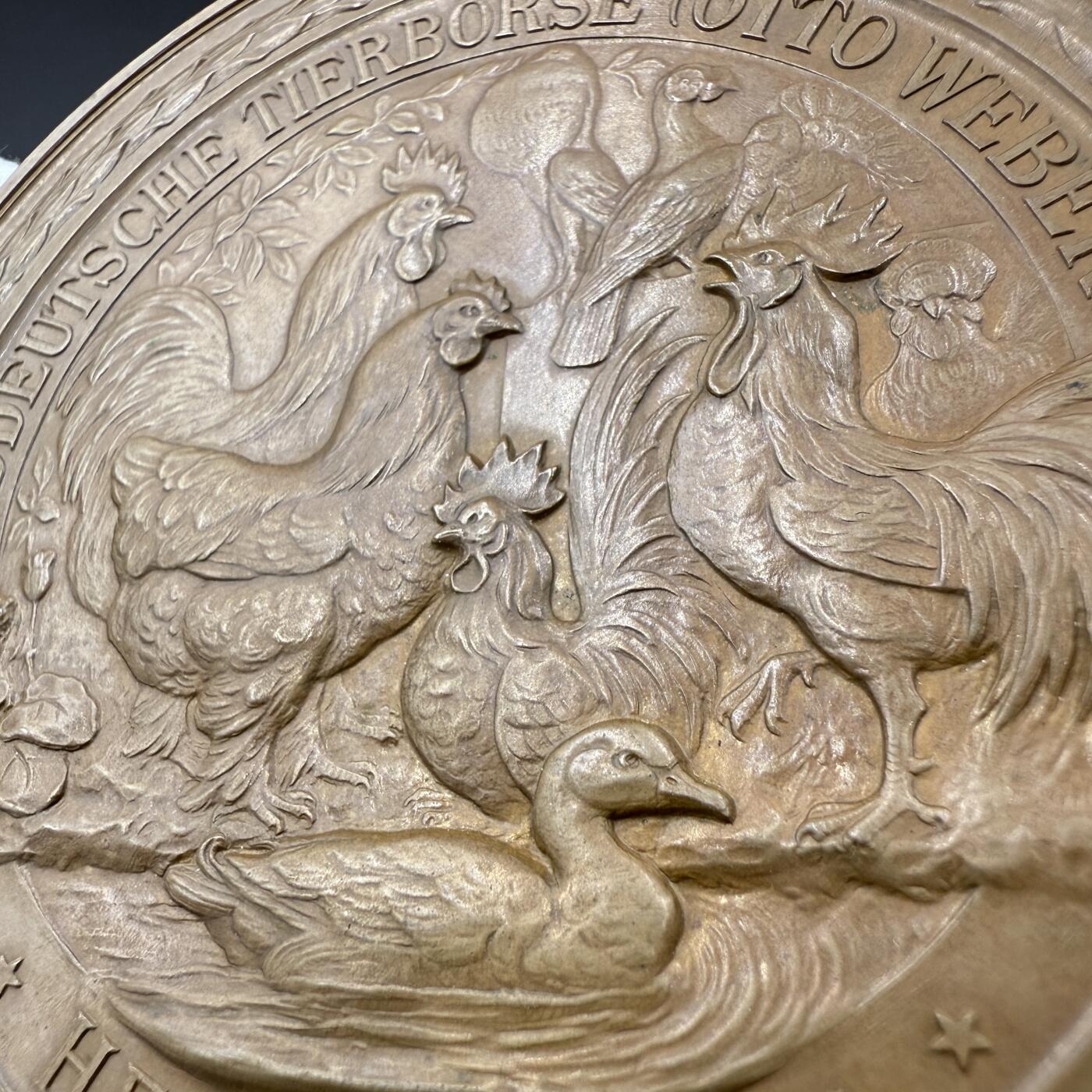 「木头集藏」章牌精品专场！ Mayer～南德动物博览会，直径：80mm，195 g，雕刻精美，动物表现力强。