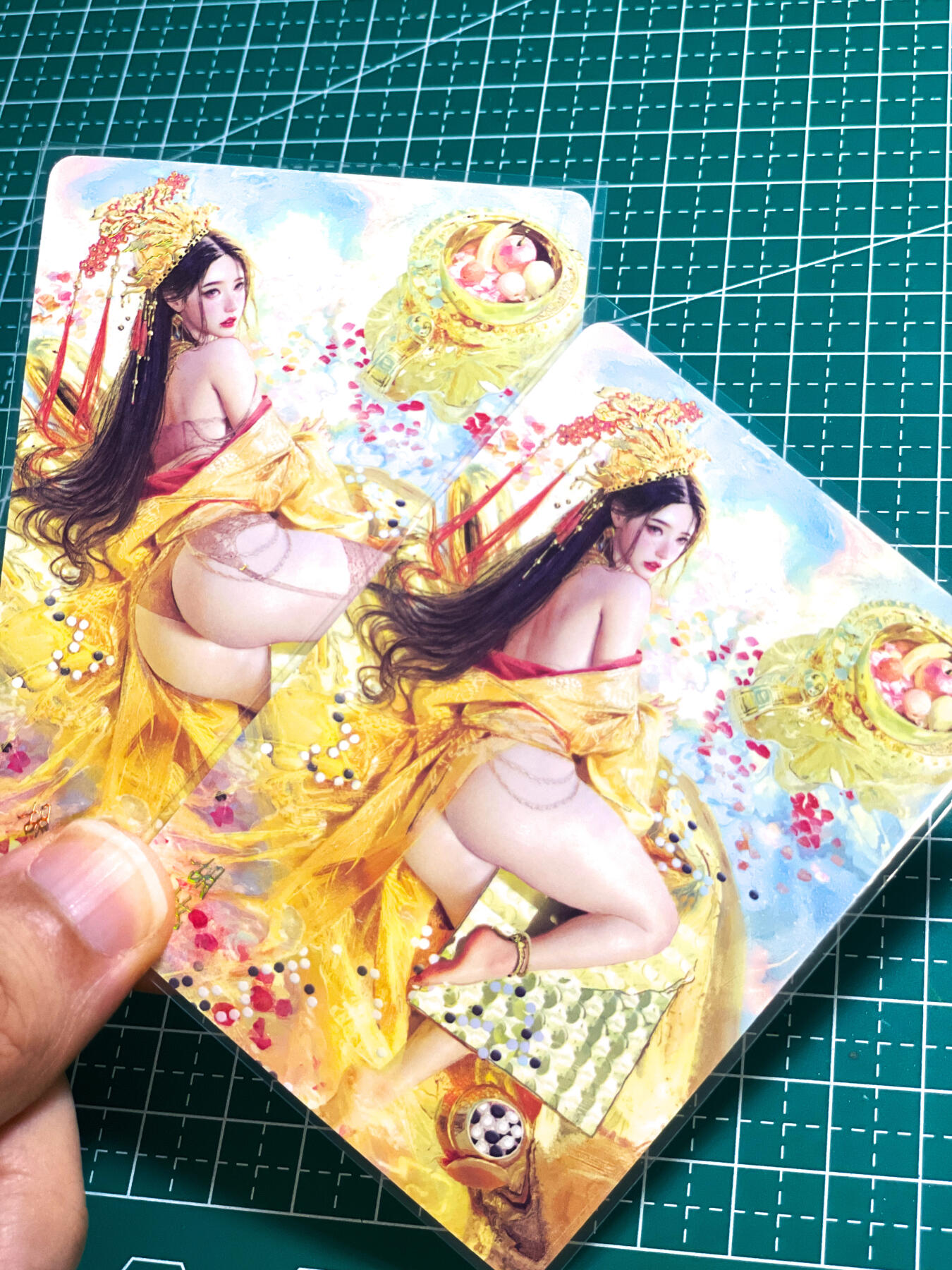 显眼宝28期【关注参拍有赠卡】 燎原卡牌 焱卡文化 刷子 人间传 胡太后 胡奿  幻彩普卡一对2张  63*88