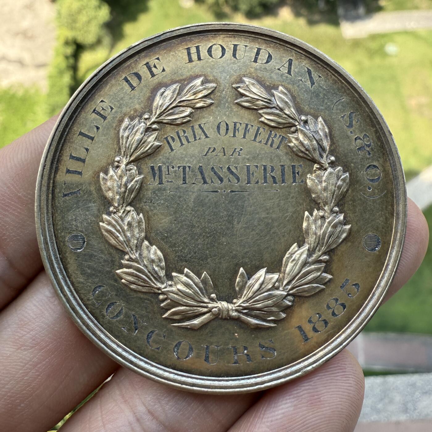 「木头集藏」章牌精品专场！ 1885年法国乌当市原盒镀金银章  直径：51mm，59g，边铭：丰饶角 ARGENT，非常罕见的一款玛丽安娜肖像银章，原盒正常使用。