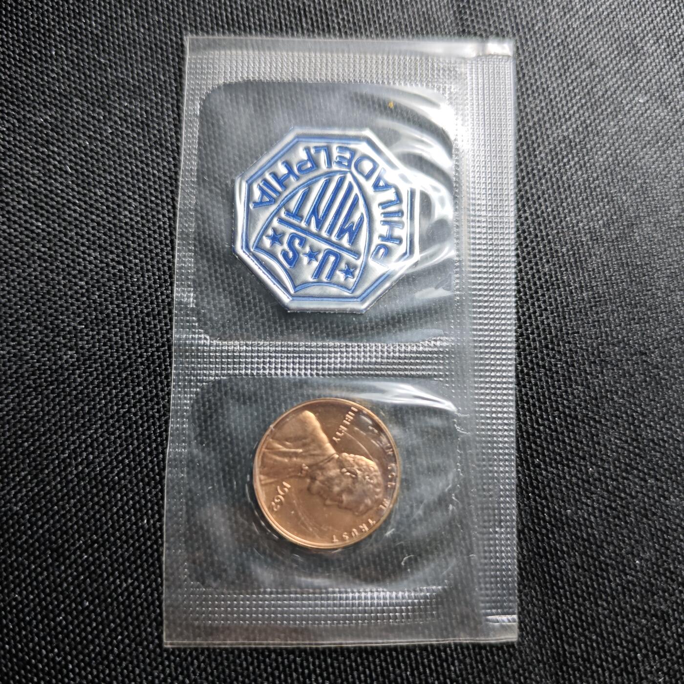 KK钱币收藏小铺 套币 银币专场 2月预留时间 周末发货