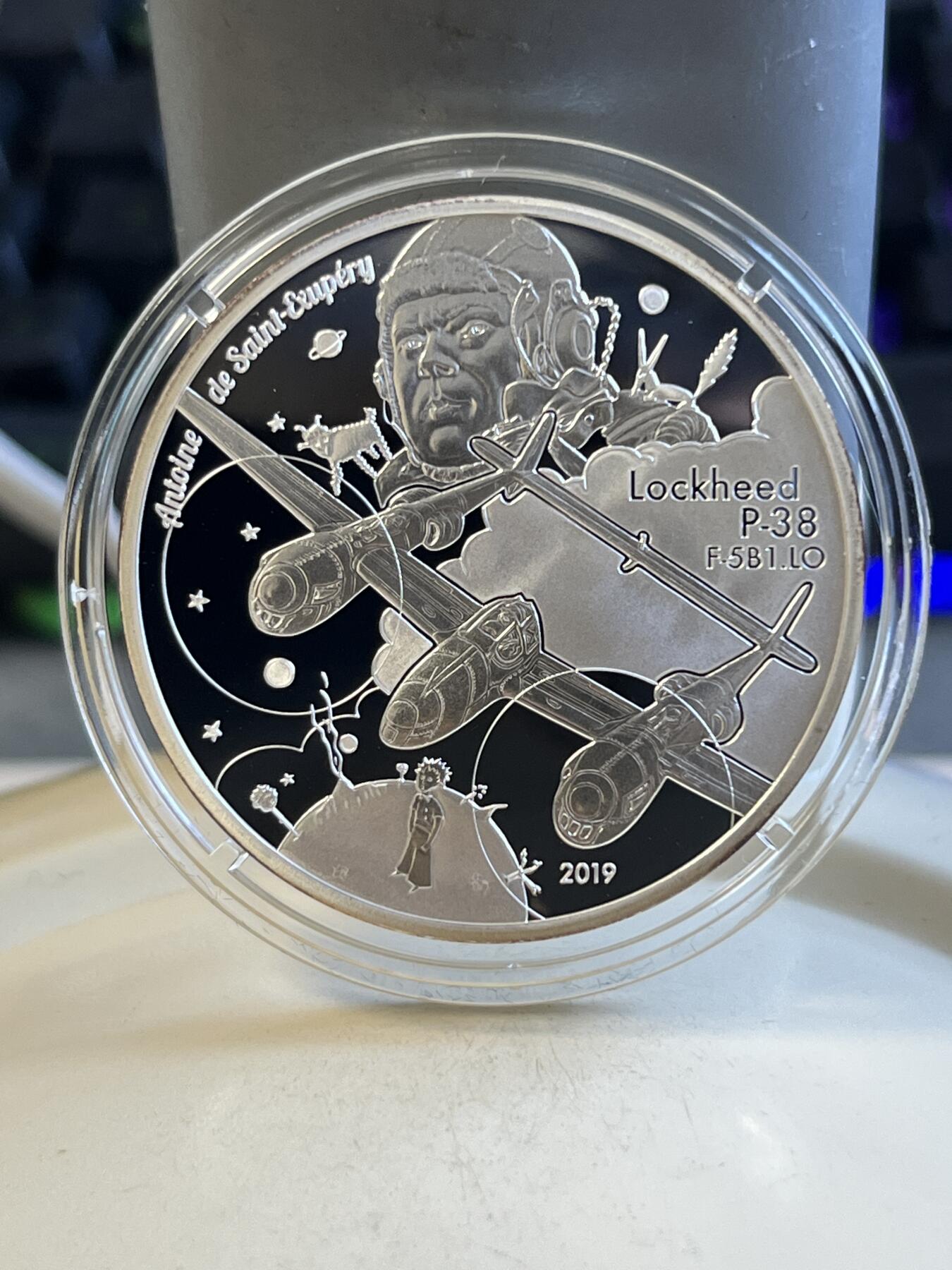 第173期拍卖【长期征集拍品】 法国2019年航空历史系列P-38埃克苏佩里10欧银币，900银，22.2克，发行2000枚