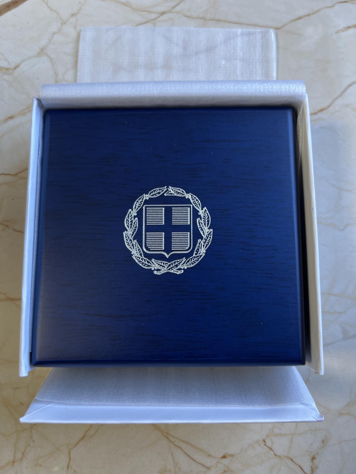第172期拍卖【长期征集拍品】 希腊2024年希腊欧洲杯夺冠20周年纪念彩银币，925银，34.1克，发行2000枚，有氧化点