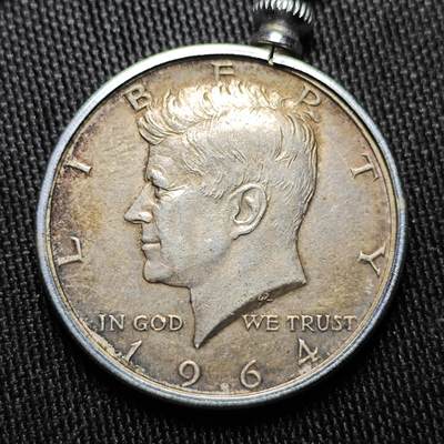 KK钱币收藏小铺 套币 银币专场 2月预留时间 周末发货 -   1964美国肯尼迪高银50分银币 带彩漂亮 挂件