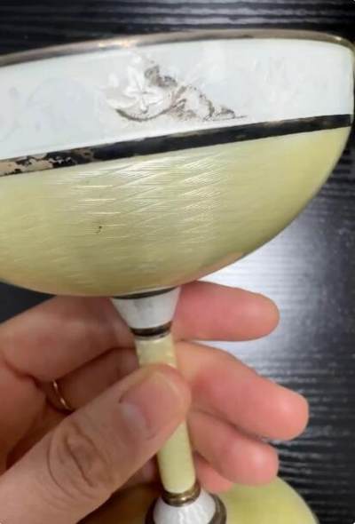 康怡轩钱币【银器 中国纪念币包装盒 专场】第466期 - 欧洲回流冰淇淋高脚杯～微瑕