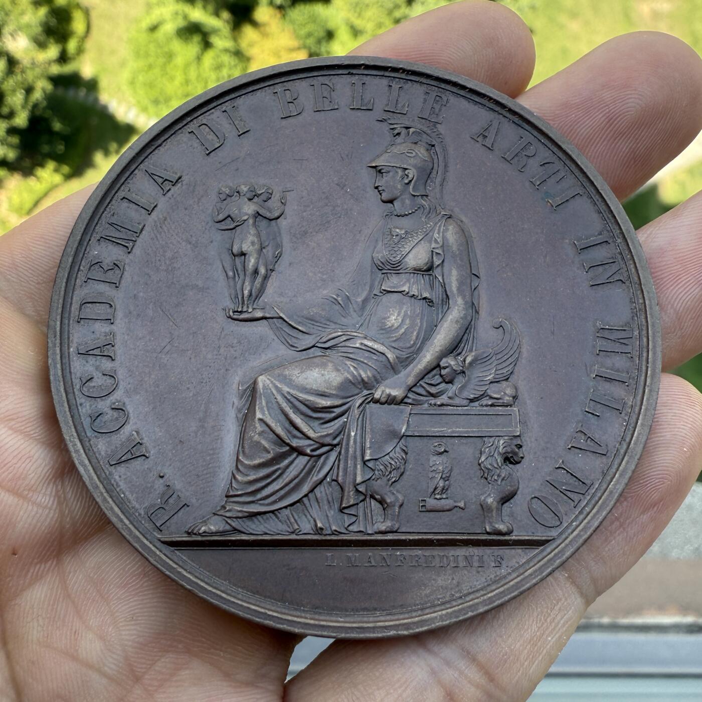 「木头集藏」章牌精品专场！ Manfredini～1896年米兰装饰学院课程铜奖章，直径：61mm，92.9g，较少见铜章。