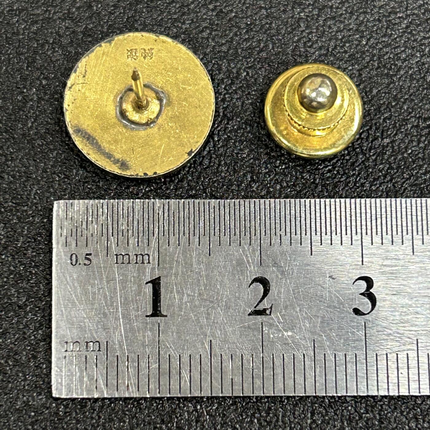 西秦中古拍卖第五十五期 日本早期银制协会徽章 银制 有银标 重2.8克