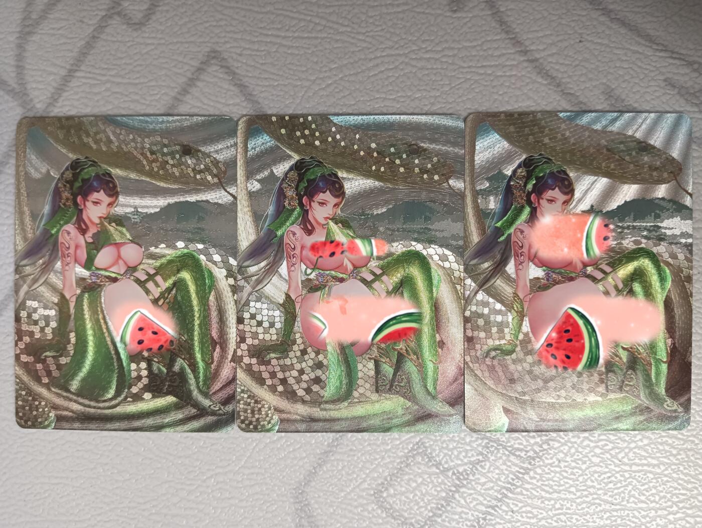 花开卡拍第35期（8月24号周日截拍，品控勿拍!!!拍品不寄存，运费5元，自制卡难免瑕疵，可能存在轻微撞角爆边等出厂瑕疵，品控介意勿拍！） 砖家卡牌，小青三渐变，艺术粗闪卡，3张