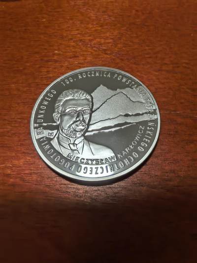 长老汇蛇年精选第三十九场拍卖 2009波兰塔塔尔救援队百周年10兹罗提局部彩色精制银币，14.14克925银