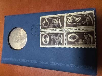 长老汇蛇年精选第三十九场拍卖 1972.7.4美国革命200周年邮币封首日封，含乔治·华盛顿大铜章1枚，和美国殖民时代工匠手艺邮票4枚，38MM