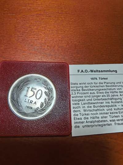 长老汇蛇年精选第三十九场拍卖 1979土耳其FAO安纳托利亚新娘150里拉银币，齿边，1万枚，带证书
