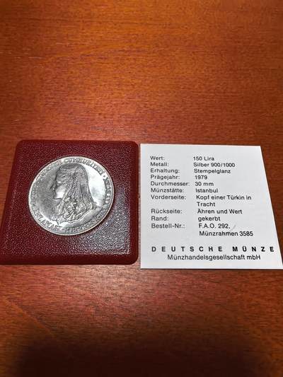 长老汇蛇年精选第三十九场拍卖 1979土耳其FAO安纳托利亚新娘150里拉银币，齿边，1万枚，带证书