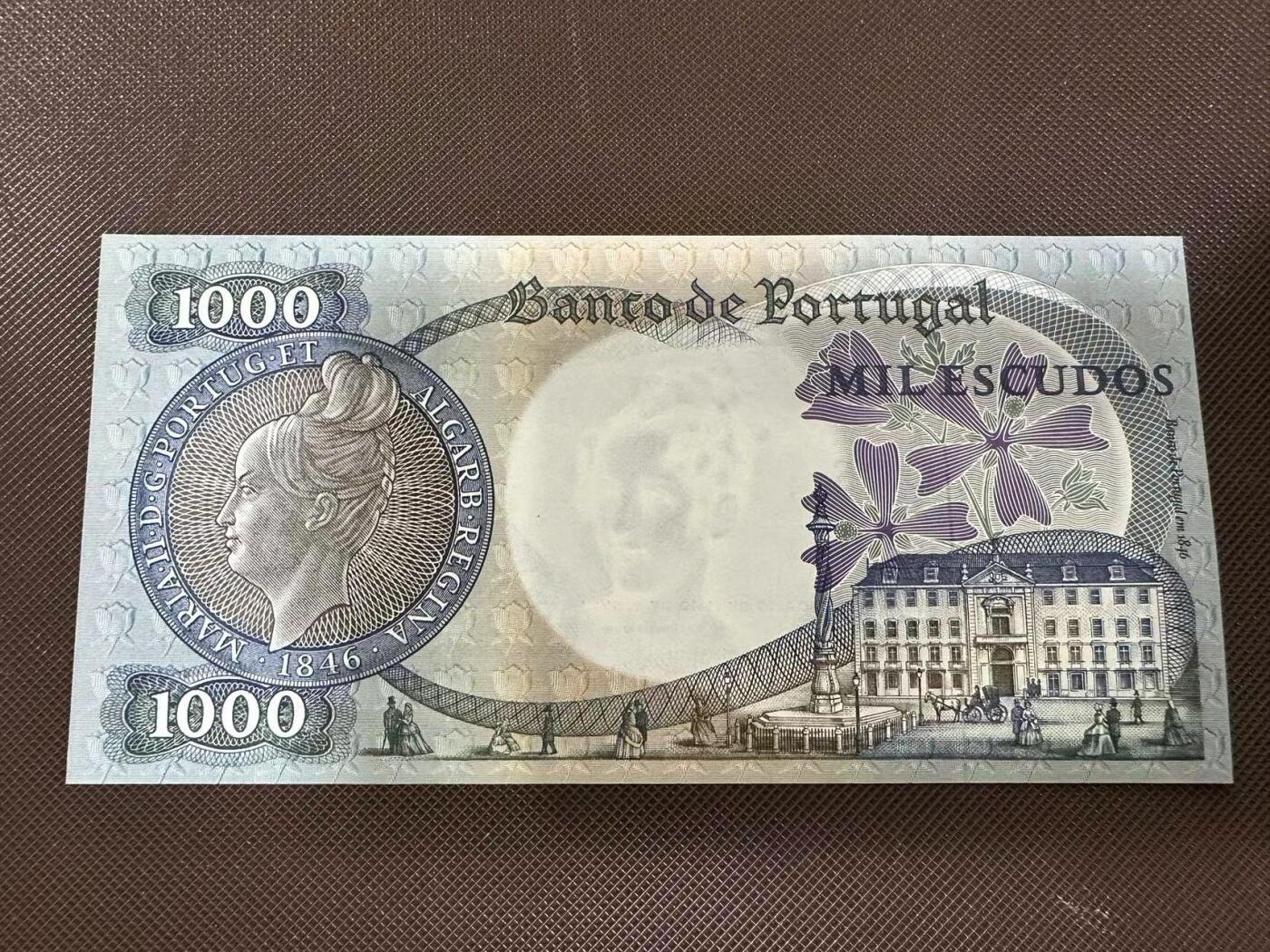 喜羊羊钱币收藏2025第9期(普品场) 	葡萄牙	P-172a 1967年1000埃斯库多		UNC-没发现什么问题 不绝				BES05016			