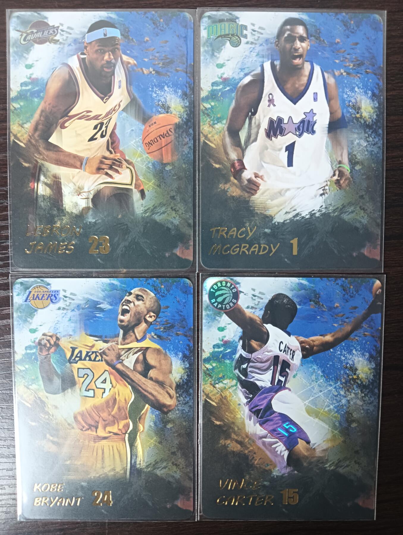 花开卡拍第35期（8月24号周日截拍，品控勿拍!!!拍品不寄存，运费5元，自制卡难免瑕疵，可能存在轻微撞角爆边等出厂瑕疵，品控介意勿拍！） 篮球明星卡 彩闪4张 科比+麦迪+詹姆斯+卡特