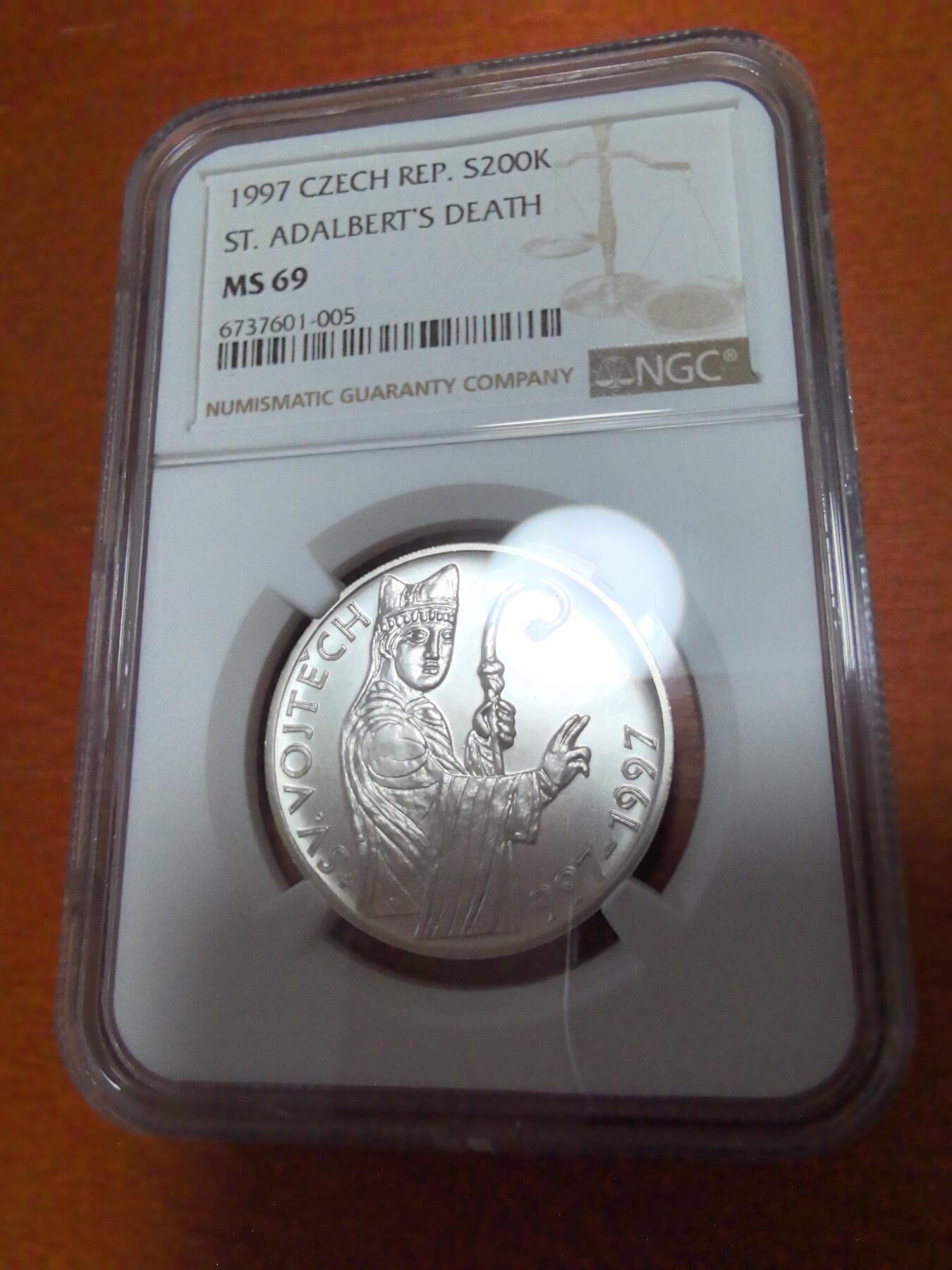 长老汇蛇年精选第三十九场拍卖 1997捷克阿达尔贝特逝世千年200克朗银币，NGC MS69，唯二冠军，2万枚