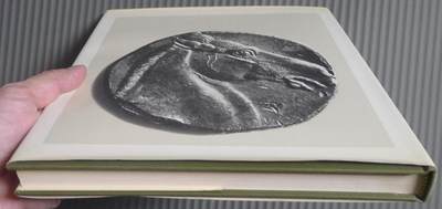 世界钱币章牌书籍专场拍卖11.01  一本关于古希腊钱币的书