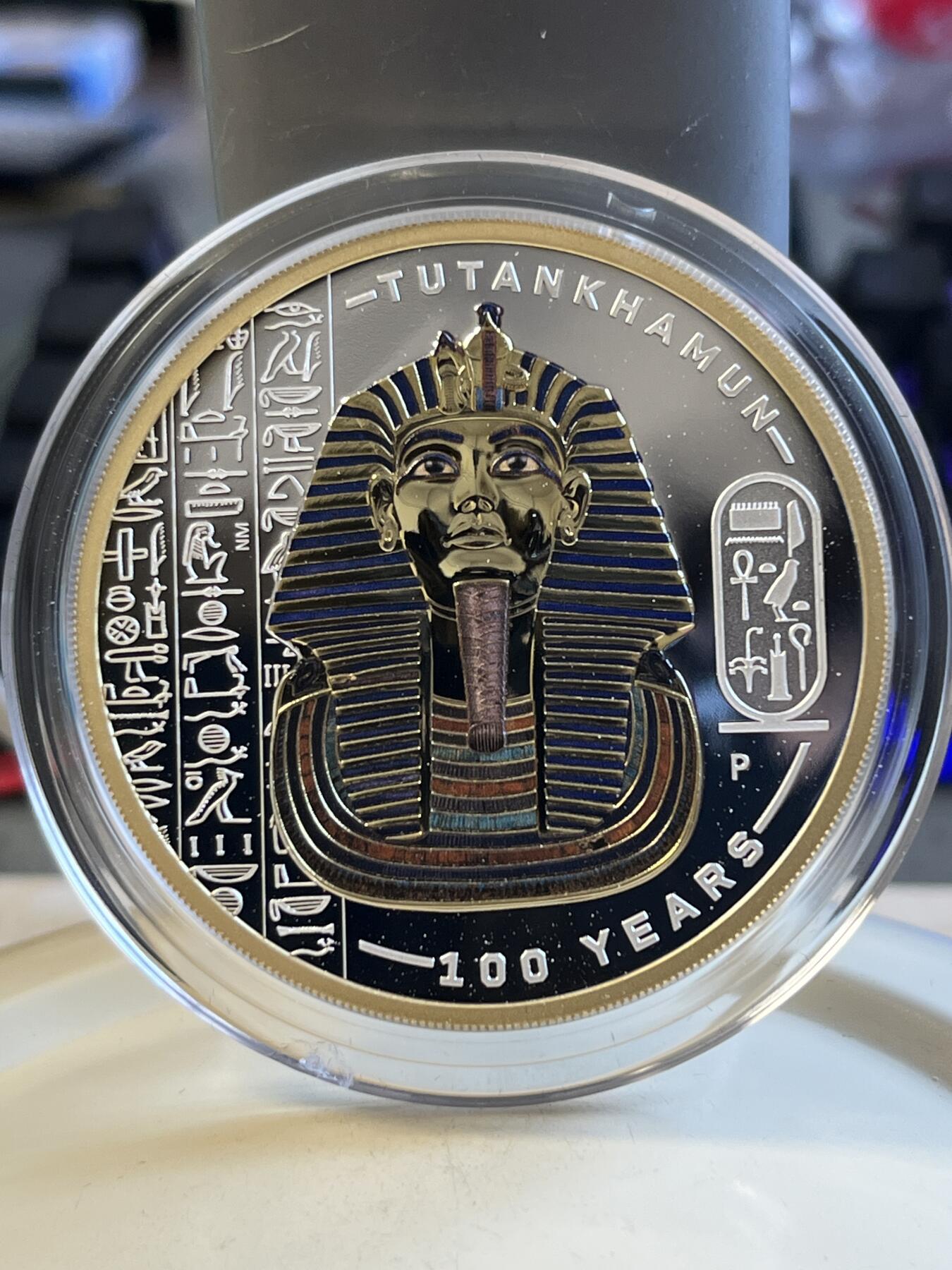 第171期拍卖【长期征集拍品】 图瓦卢2022年图坦卡蒙发现2盎司镀金彩色纪念银币，9999银，发行2000枚