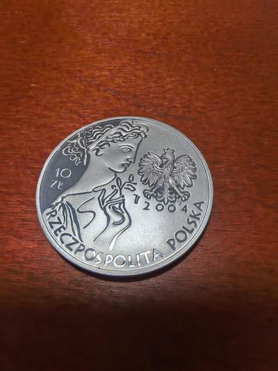 长老汇蛇年精选第三十九场拍卖 2004波兰奥运击剑10兹罗提精制银币，14.14克925银