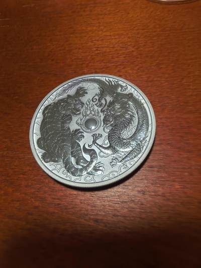 长老汇蛇年精选第三十九场拍卖 2018澳大利亚龙争虎斗1元银币，1盎司9999银，贝尔金销售