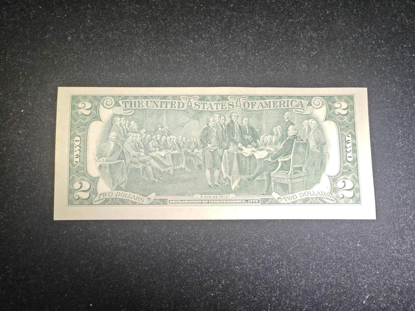 美国纸币 1976年 2美元  F区首发A冠  全新UNC 轻微发黄