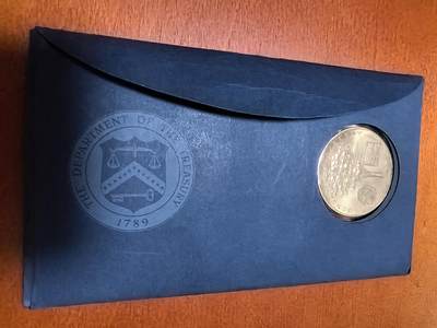 长老汇蛇年精选第三十九场拍卖 1972.7.4美国革命200周年邮币封首日封，含乔治·华盛顿大铜章1枚，和美国殖民时代工匠手艺邮票4枚，38MM