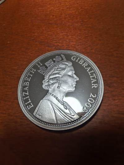 长老汇蛇年精选第三十九场拍卖 2008直布罗陀黑斯廷斯战役5镑精制银币，28.28克925银，2.5万枚